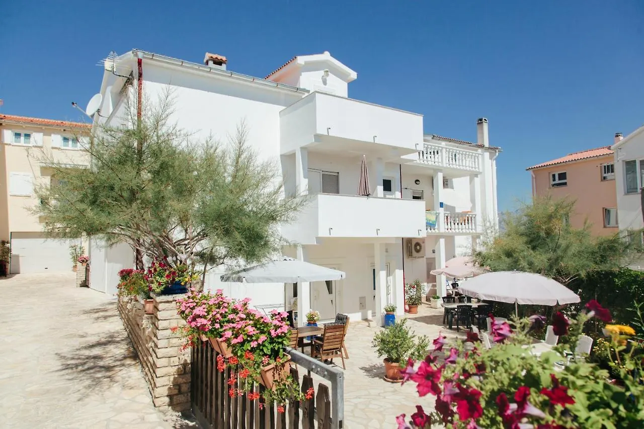 Haus Toni Apartment Razanac
