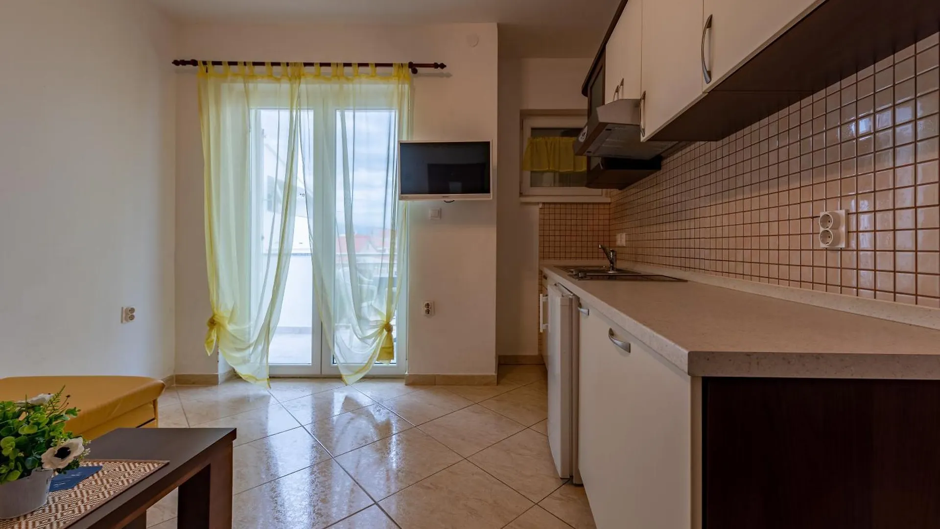 Haus Toni Apartment Razanac