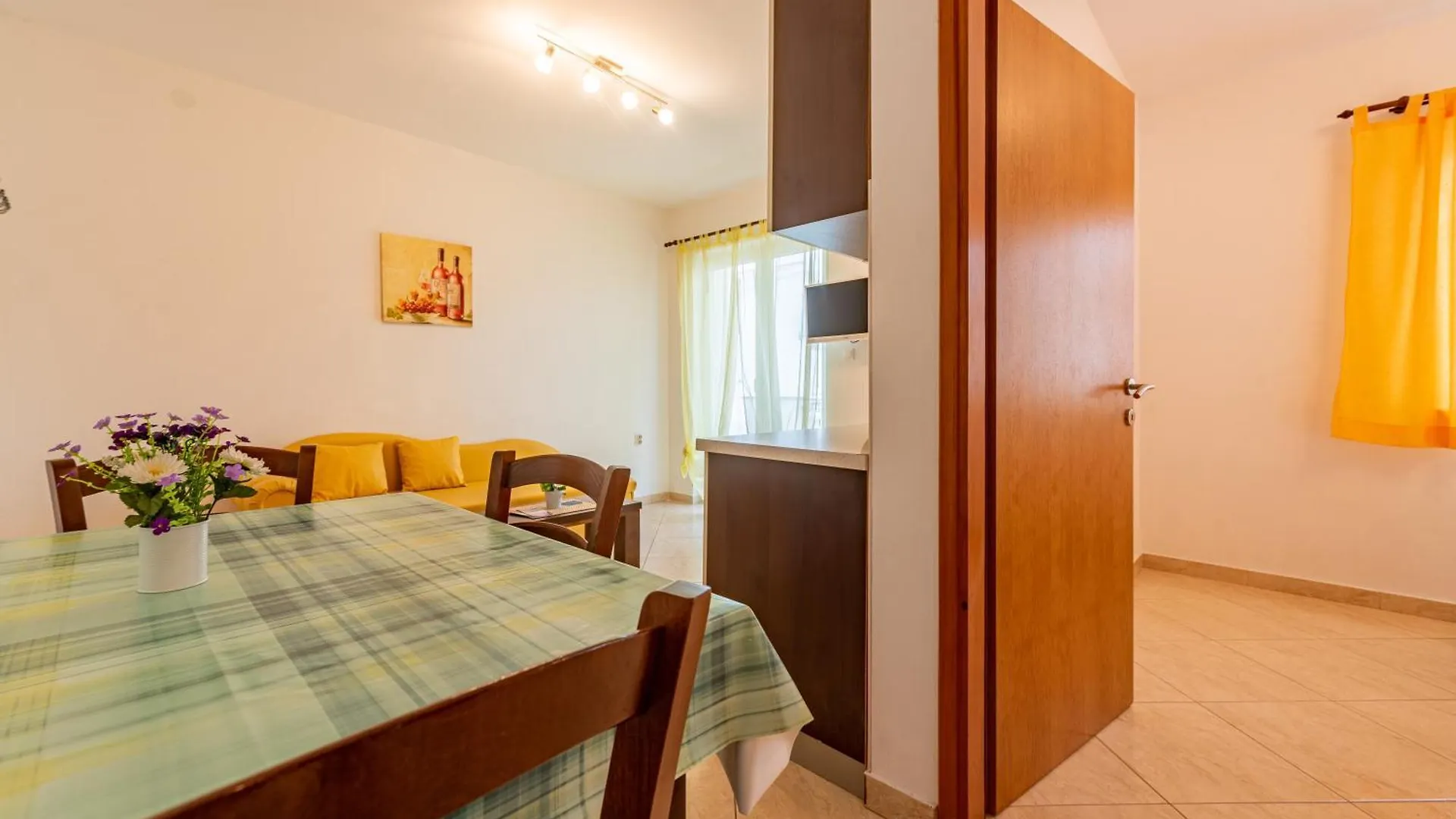 Haus Toni Apartment Razanac