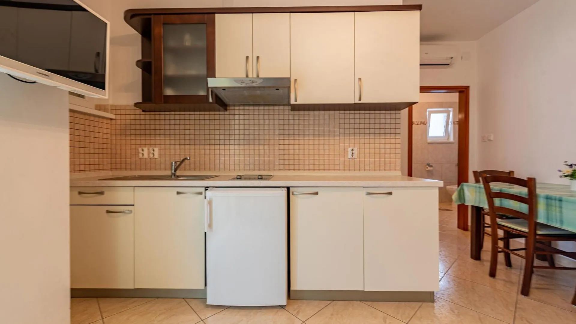 Haus Toni Apartment Razanac