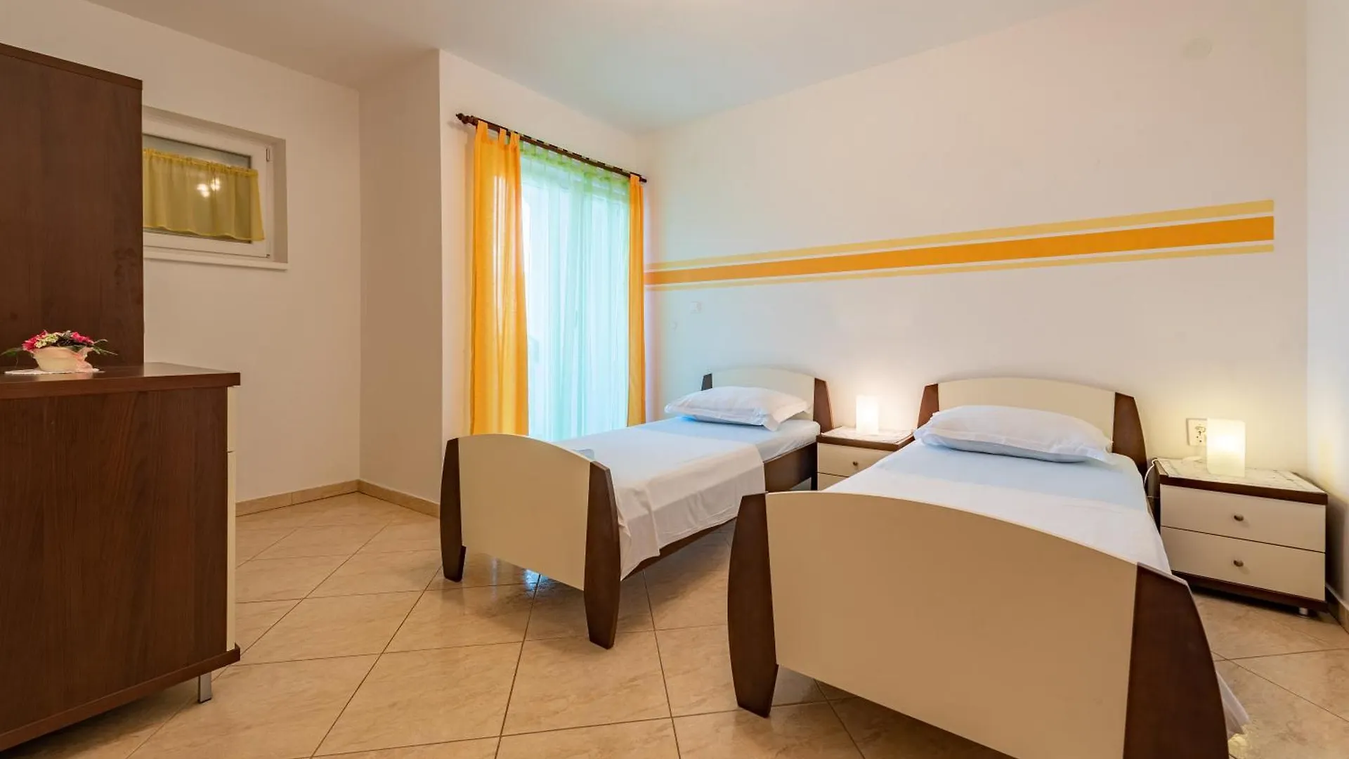 Haus Toni Apartment Razanac 0*,