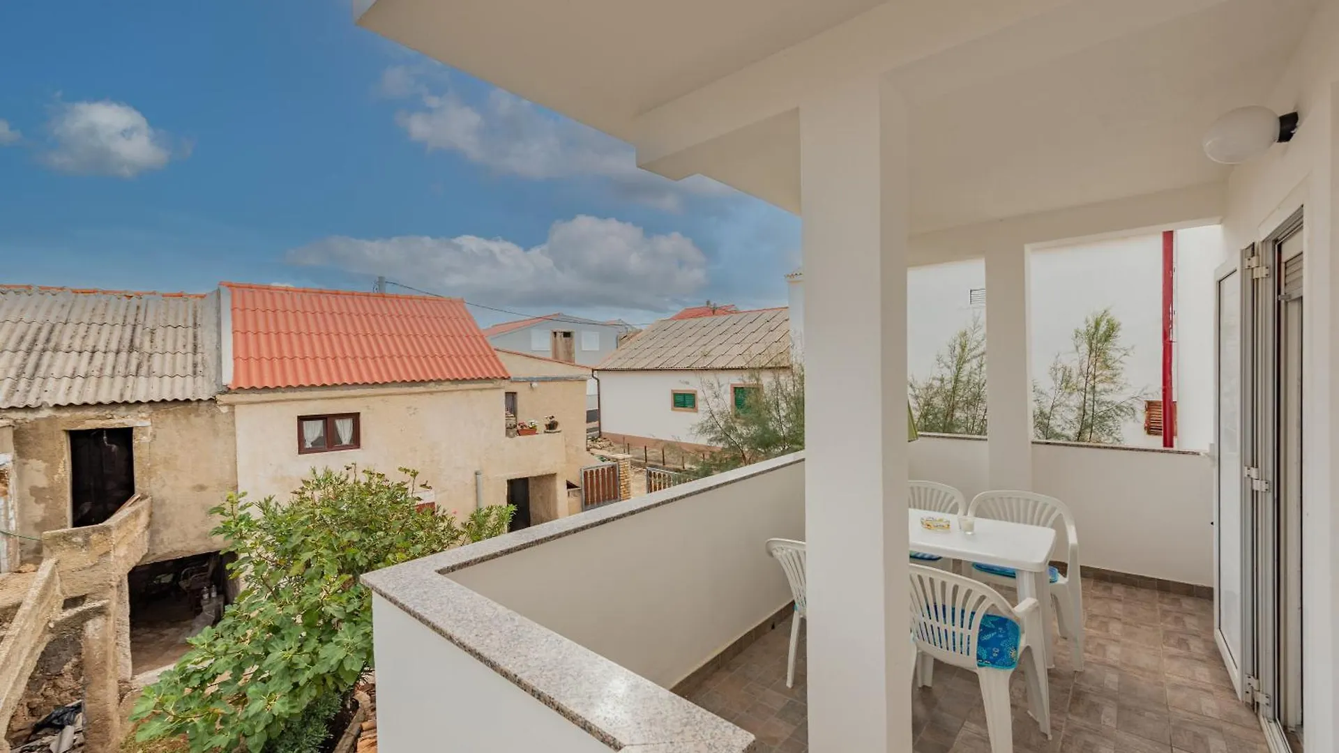 Haus Toni Apartment Razanac 0*,