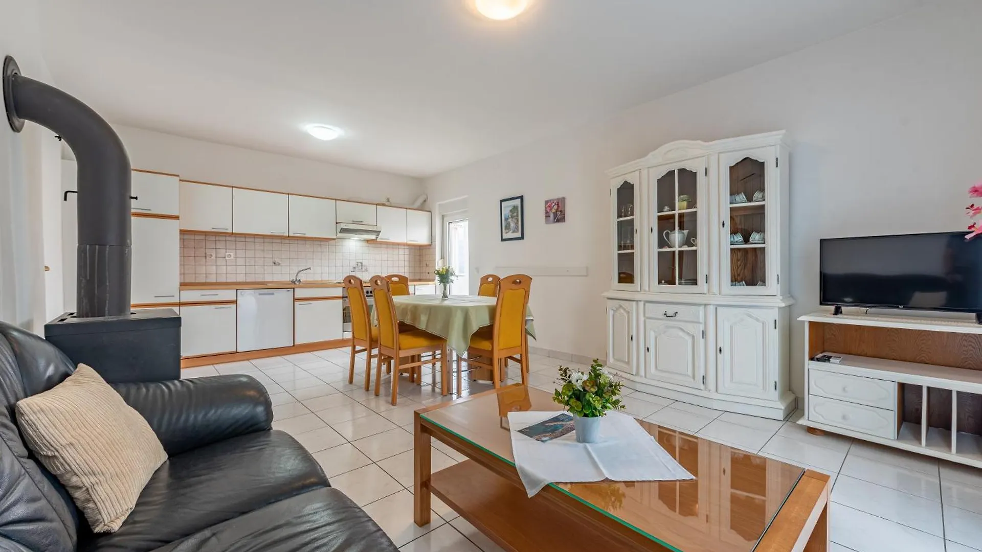 Haus Toni Apartment Razanac