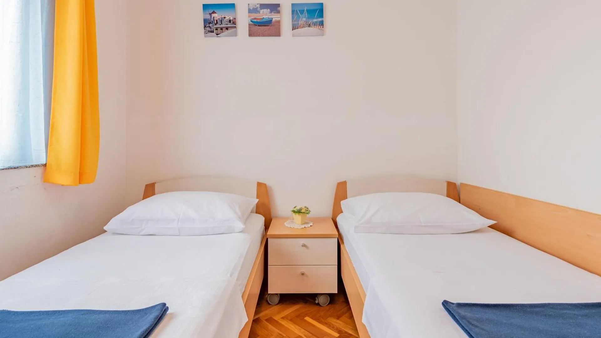 Haus Toni Apartment Razanac 0*,