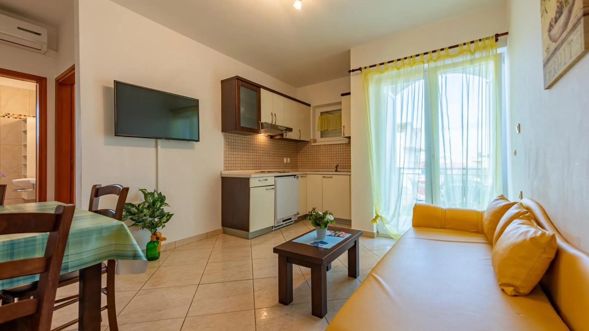 Haus Toni Apartment Razanac 0*,  Croatia