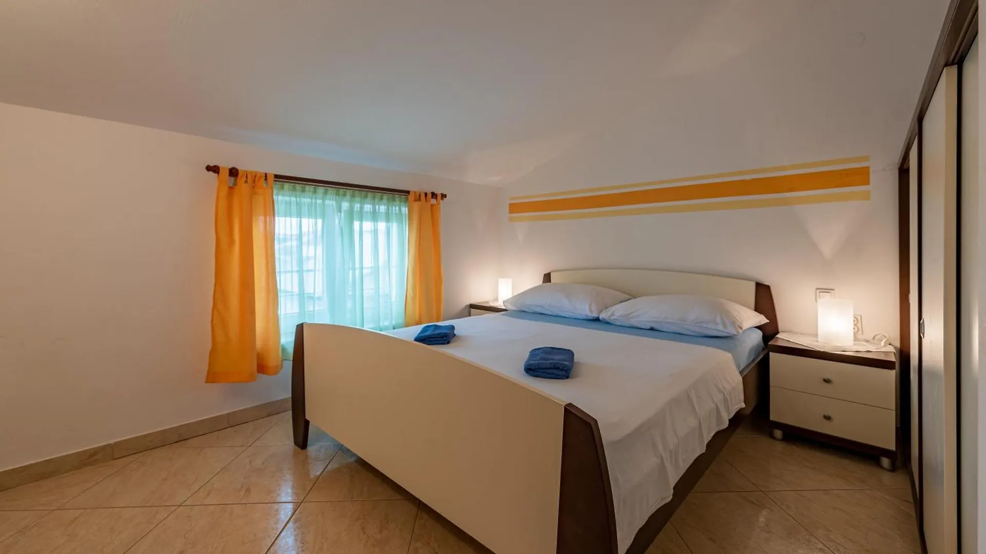 Haus Toni Apartment Razanac
