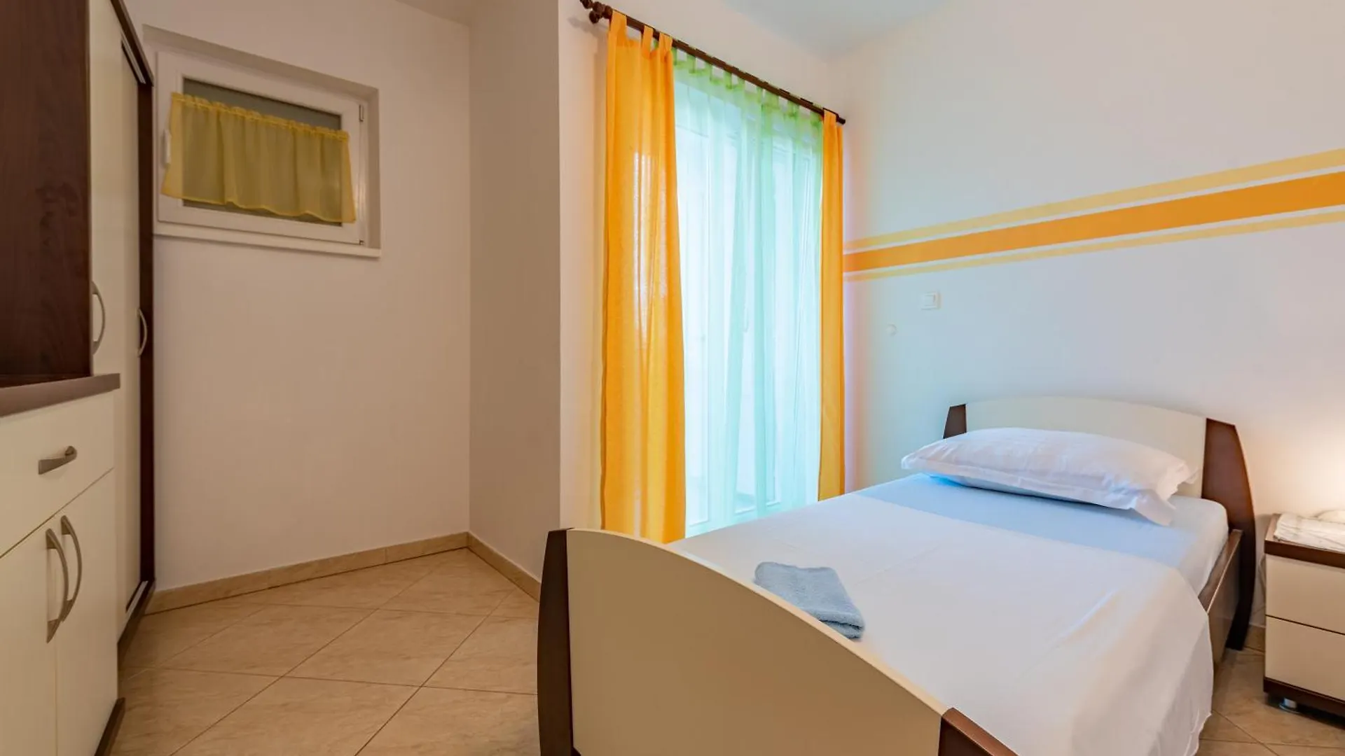 Haus Toni Apartment Razanac Croatia