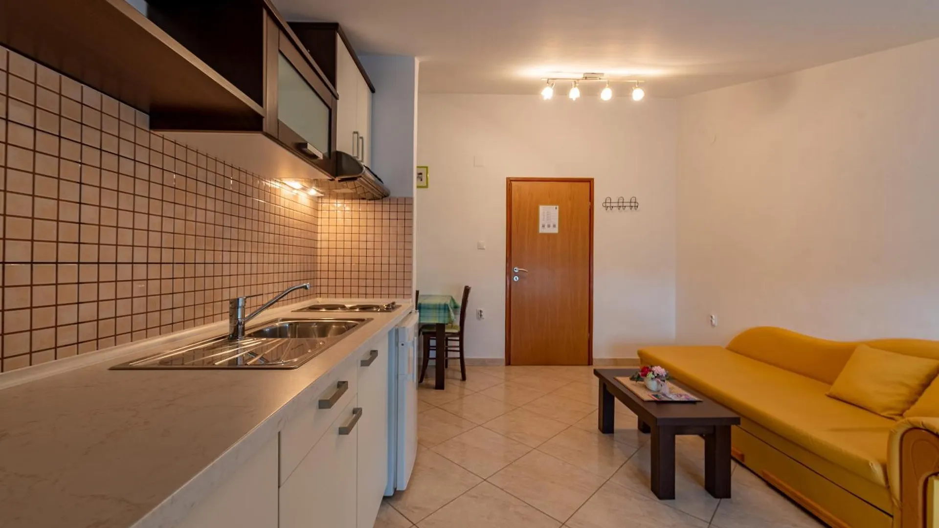 Haus Toni Apartment Razanac