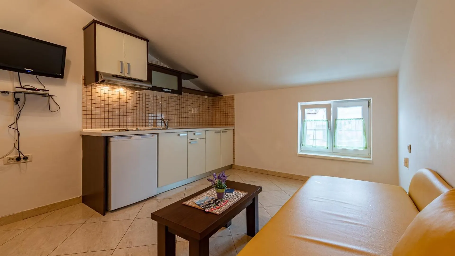 Haus Toni Apartment Razanac