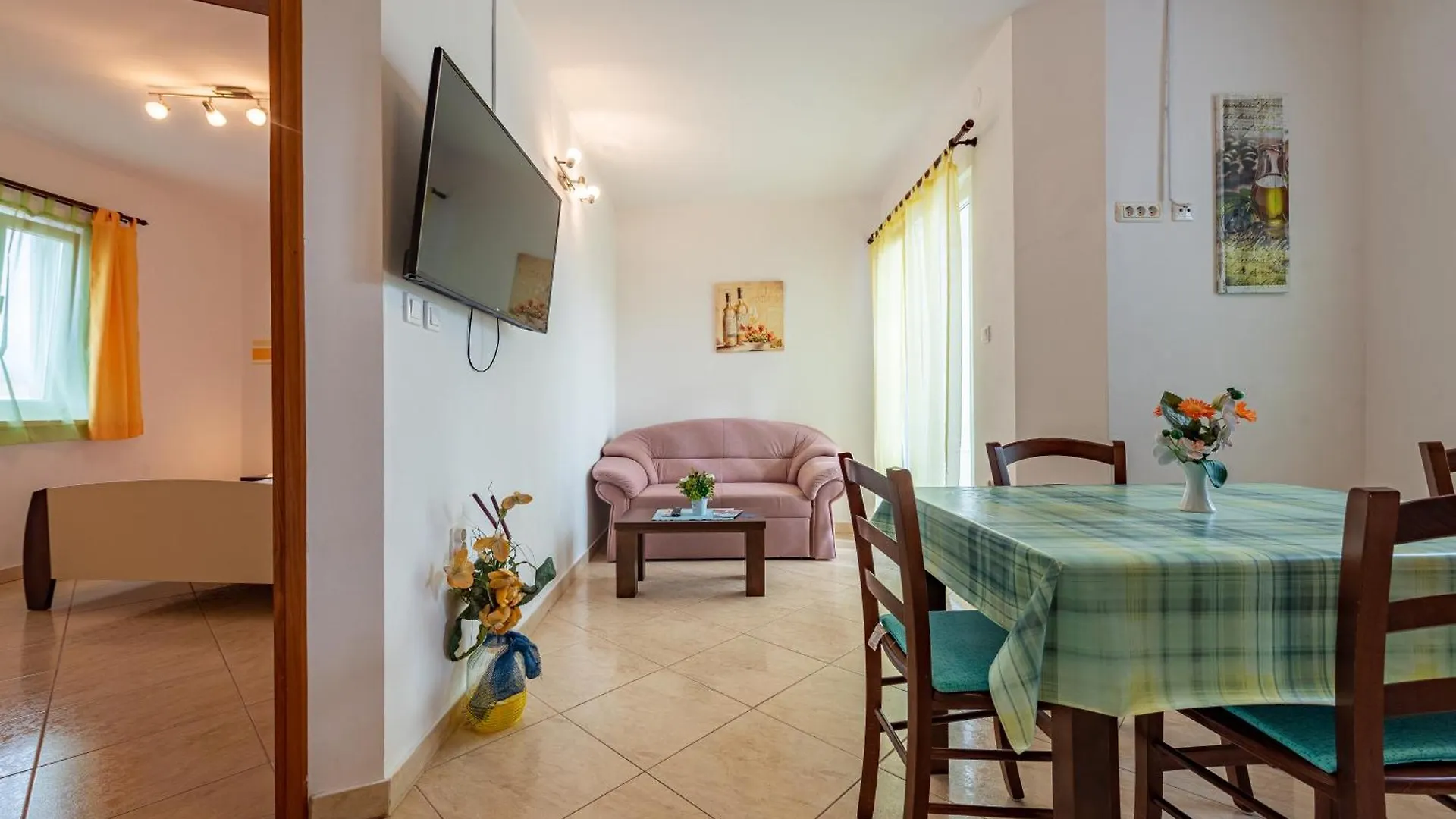 Haus Toni Apartment Razanac